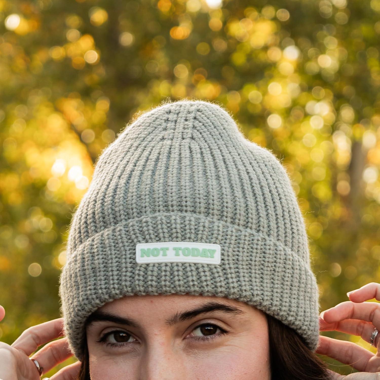 image:imagefisura Bonnet dhiver unisexe avec message original bonnet revers doux et confortable pour femme et homme Taille unique ide cadeau amusante et originale pour les jours froidsAujourdhui Gris